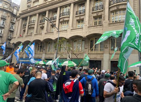 Fracas La Tercera Reuni N Paritaria De Camioneros Y Se Tensa La