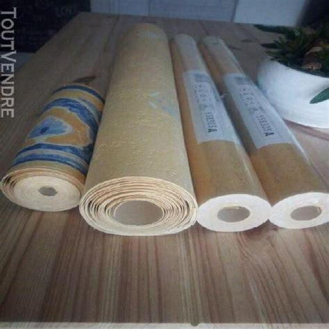 Lot De Rouleaux De Papier Peint Et Une Frise Jaune Vry Yonne