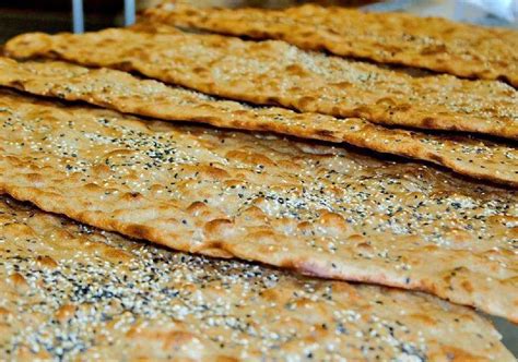 4 types of bread that you should try in Iran