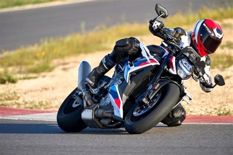 Moto News BMW M 1000 R nasce la prima M nuda l hypernaked più