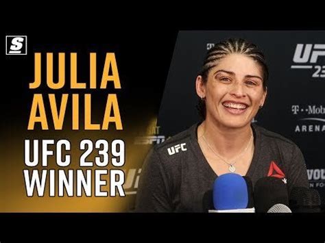 Julia Avila - Post-Fight Media Scrum : WMMA