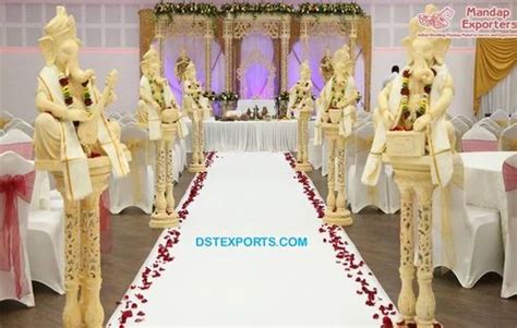 Amazing Peacock Fiber Statues For Wedding Walkway Hindu Wedding Aisle