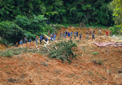 Tanah Runtuh Terburuk Tahun Ini Di Tapak Perkhemahan Di Batang Kali TVS