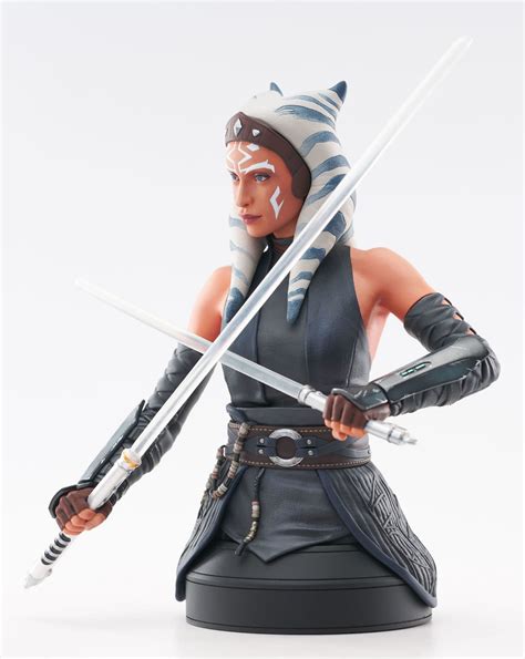 The Mandalorian Ahsoka Tano Gets 16th Scale Gentle Giant Bust