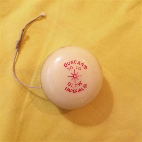 Original Vintage 1970s Duncan Yoyo Glow Imperial C3l Glows In The