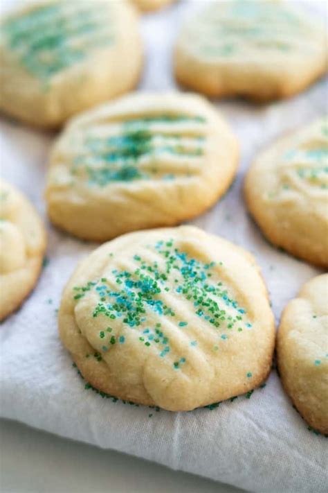 Christmas Cookies to Make With Kids - Easy Sugar Cookies Recipe