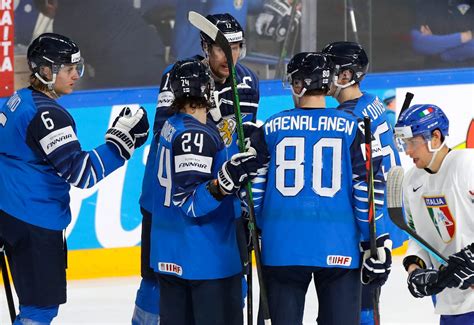 Finnland überholt DEB Team Druck für Schweden