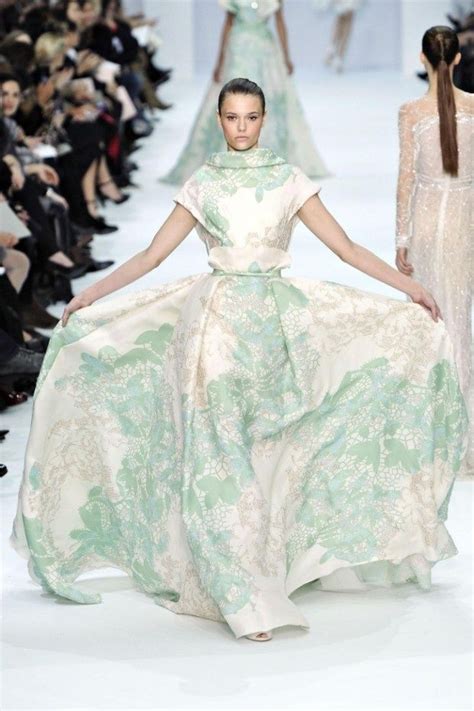 Trajes De Novia En Color Verde Menta No Te Los Pierdas Elie Saab