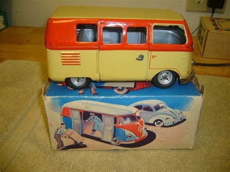 Goso Tin Volkswagen Barndoor Wind Up Toy In The Original Box Wind Up