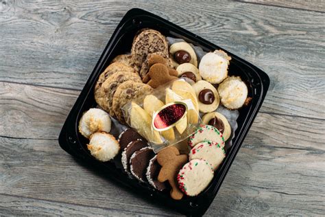 Christmas Cookie Platter Eatzis Market And Bakery