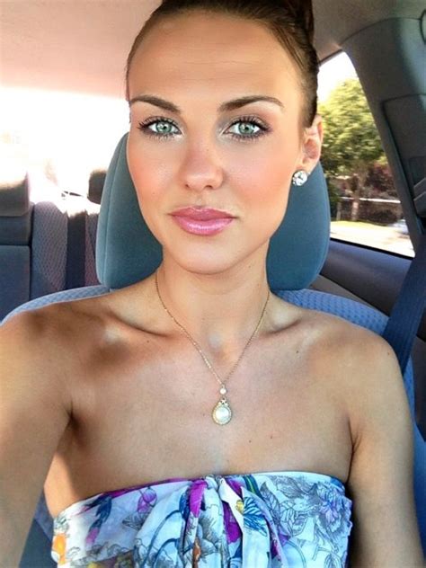 Sexy Girls Taking Car Selfies 31 Photos