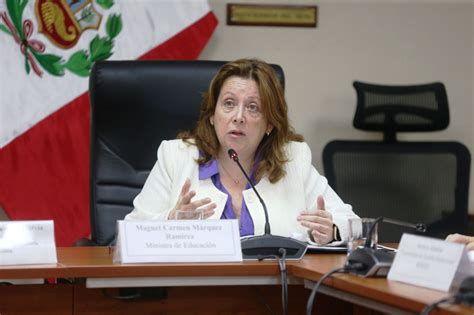 Ministra De Educaci N Ley Que Nombra A Docentes Con M S De A Os Como