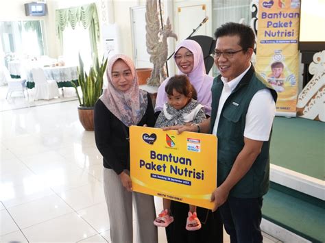 Bantuan Paket Nutrisi Bagi Balita Dari Indomaret Dan Bebelac Majalah