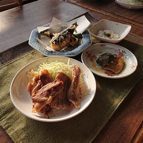 今日のメインは国産豚の豚バラ焼きです！ 食べる 観月旅館 北海道洞爺湖周辺の情報共有サイト「むしゃなび」