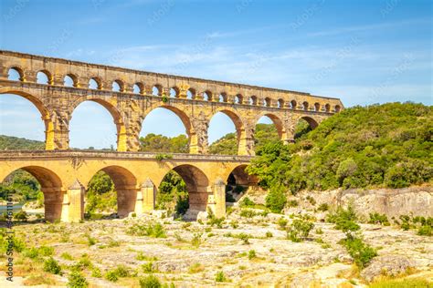 Foto de Pont Du Gard römisches Aquädukt Vers Pont Du Gard Frankreich