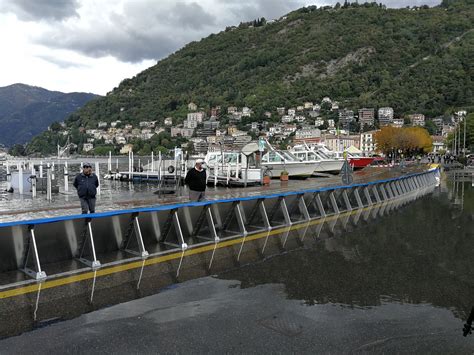 Lago Esondato A Como Negretti Rischiamo Che Domani Arrivi Ai Portici