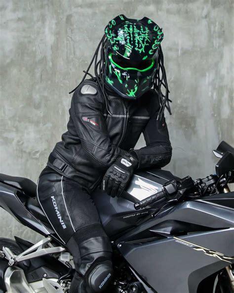 Alien Green - Spiked Predator Motorcycle Helmet - Chopper Helmets – Predator Collective Helmets