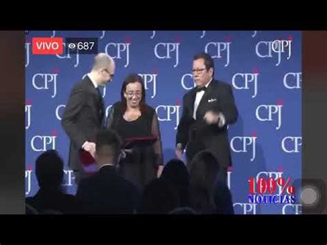 Miguel Mora Y Luc A Pinel Reciben Premio De Cpj No Olvides Tu Y