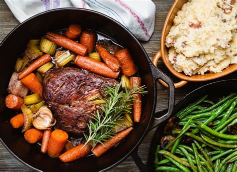 How To Cook Rump Roast In A Dutch Oven Livestrong