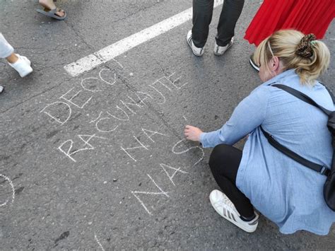 Foto I Video U Novom Sadu Odr An Protest Sve Mora Da Stane Vesti