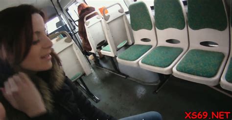 Horny Woman Olivia Grace Gets Fully Satisfied