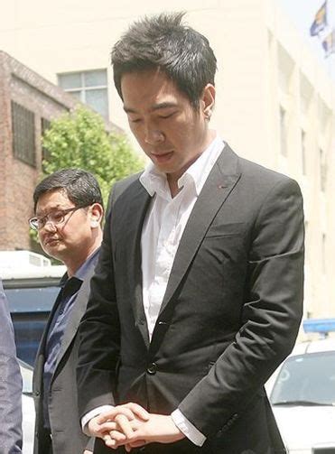 고영욱 또다시 미성년자 성추행 혐의로 경찰조사고영욱 충격적인 재차 성추행혐의 중국배우 계륜미 영화 여친남친 18일