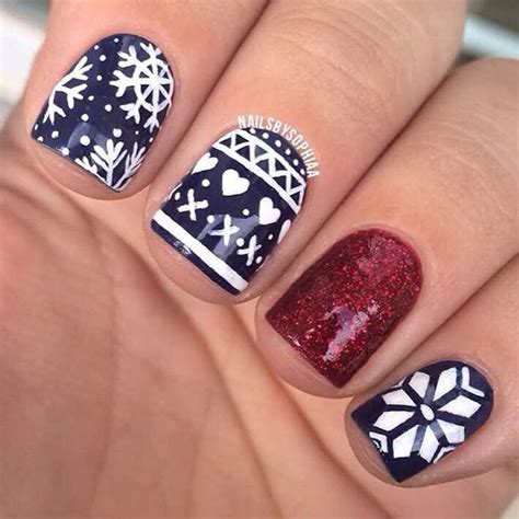 31 Cute Winter Inspired Nail Art Designs Stayglam Nail Art Designs