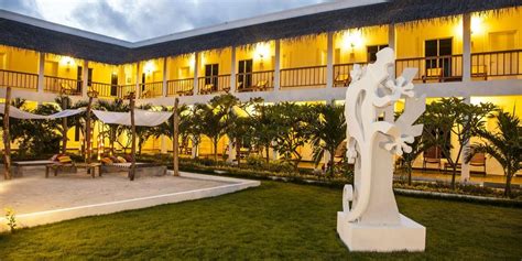 Amra Palace Hotel & Spa (Gan Island): What to Know BEFORE You Bring ...