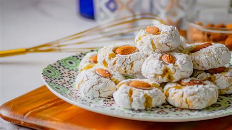 Ghriba aux Amandes La recette de la pâtisserie marocaine