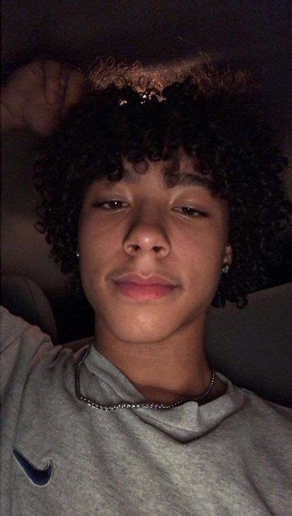 Pin By 𝑲𝒆𝒏𝒏𝒆𝒅𝒚 On Ethan Boys With Curly Hair Cute Lightskinned Boys Light Skin Boys