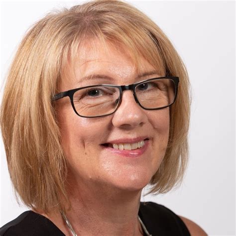 confidence coaching  training  linda wood