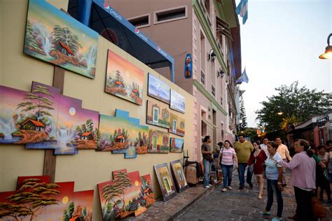 El Barrio Las Pe As Se Llena De Colores Por Las Fiestas De Guayaquil