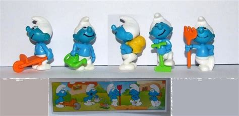 Kinder Ferrero Surprise Smurfs Choose Peyo Figures Puffi Schtroumpfs