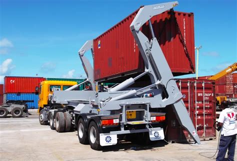 side loader container haulage eng joo logistics
