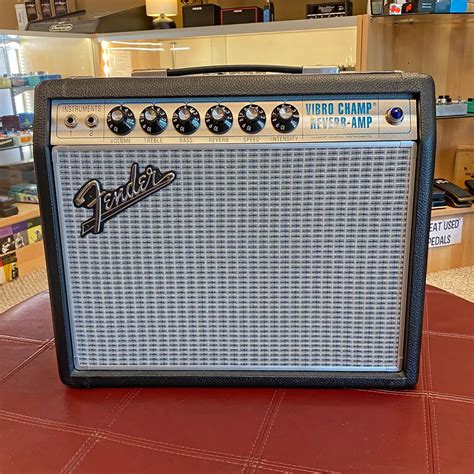 Used Fender 68 Custom Vibro Champ Reverb 5w 1x10 Guitar Combo Amp Wcover