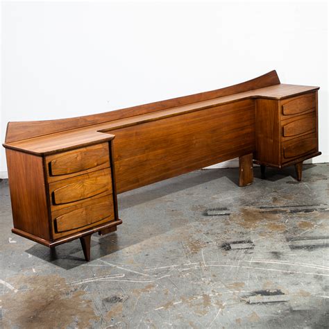 American Walnut Modern Queen Size Headboard Built In Nightstands