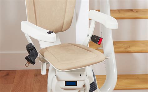 Curved Stairlifts: Competitive Prices & Expert Installation