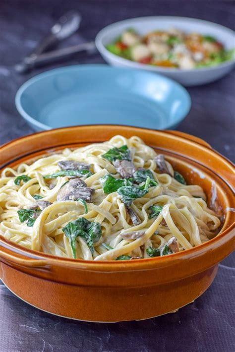 Big Bowl Of Spinach And Mushroom Fettuccini Alfredo Spinach Stuffed