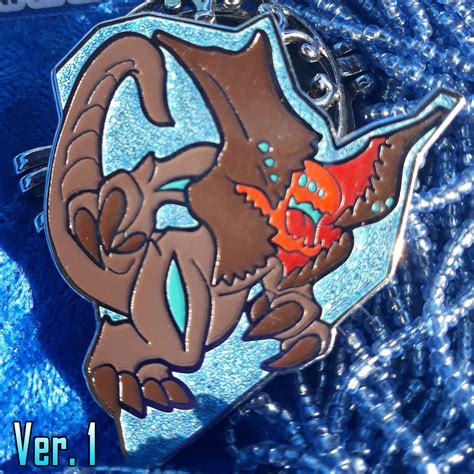 Raijin Lapel Pin Pacific Rim Kaiju Glow In The Dark Etsy