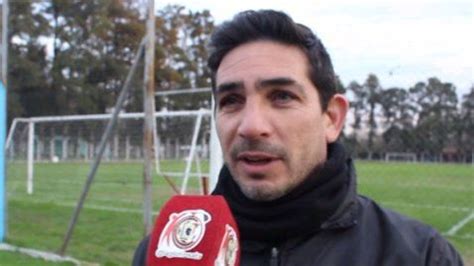 Chacarita Cambia De Nombres Y Dibujo