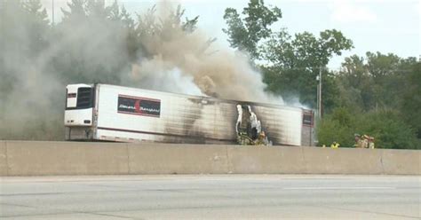 Truck Carrying 72000 Pounds Of Chocolate Catches Fire On Interstate Cbs Philadelphia