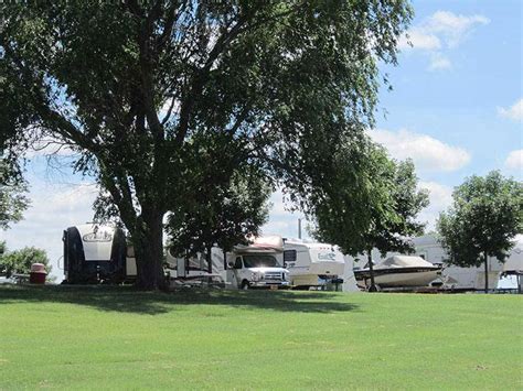 Oasis Campground Oacoma Sd Rv Parks And Campgrounds In South