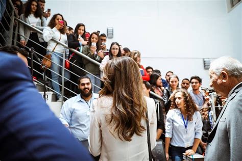 Queen Rania visits GJU - German Jordanian University