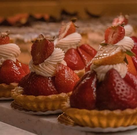 Tartelettes Aux Fraises La Cr Me Chantilly Irr Sistibles Et Savoureuses