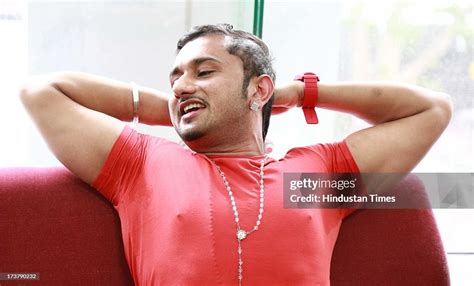 Indian Punjabi And Bollywood Singer Honey Singh Poses For The Camera News Photo Getty Images