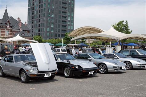 子供時代に「道路で見かけたクルマ」が集まる、恒例の人気イベント！門司港ネオクラシックカーフェスティバル2017｜イベントリポート