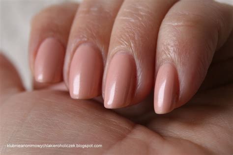 Klub Nieanonimowych Lakieroholiczek Lovely Nude Nail Polish 02