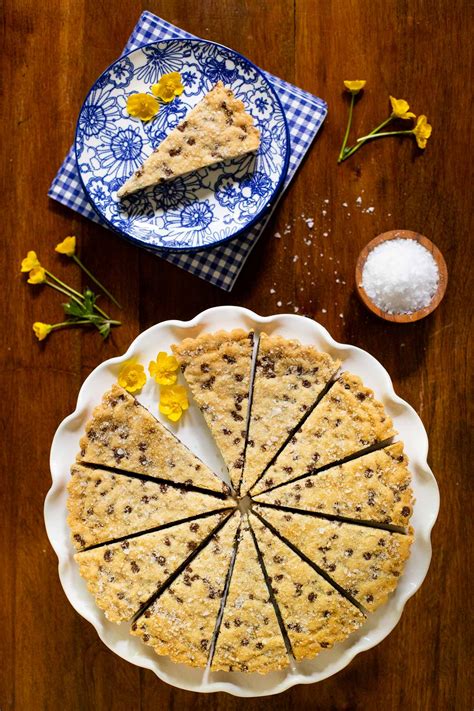 Ridiculously Easy Chocolate Chip Shortbread The Café Sucre Farine