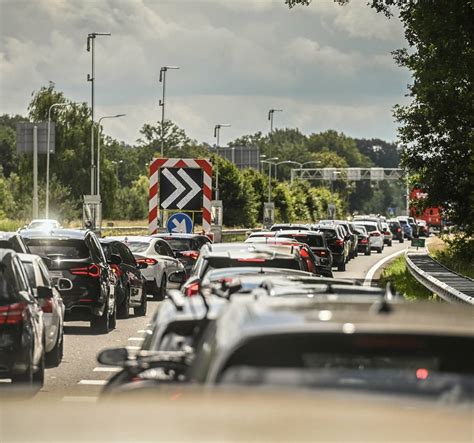 Staus aus den Niederlanden Grenzkontrollen über EM hinaus