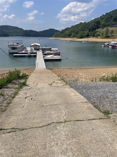 Dry Weather Is Clipping The Boating Season In West Virginia Wv Metronews